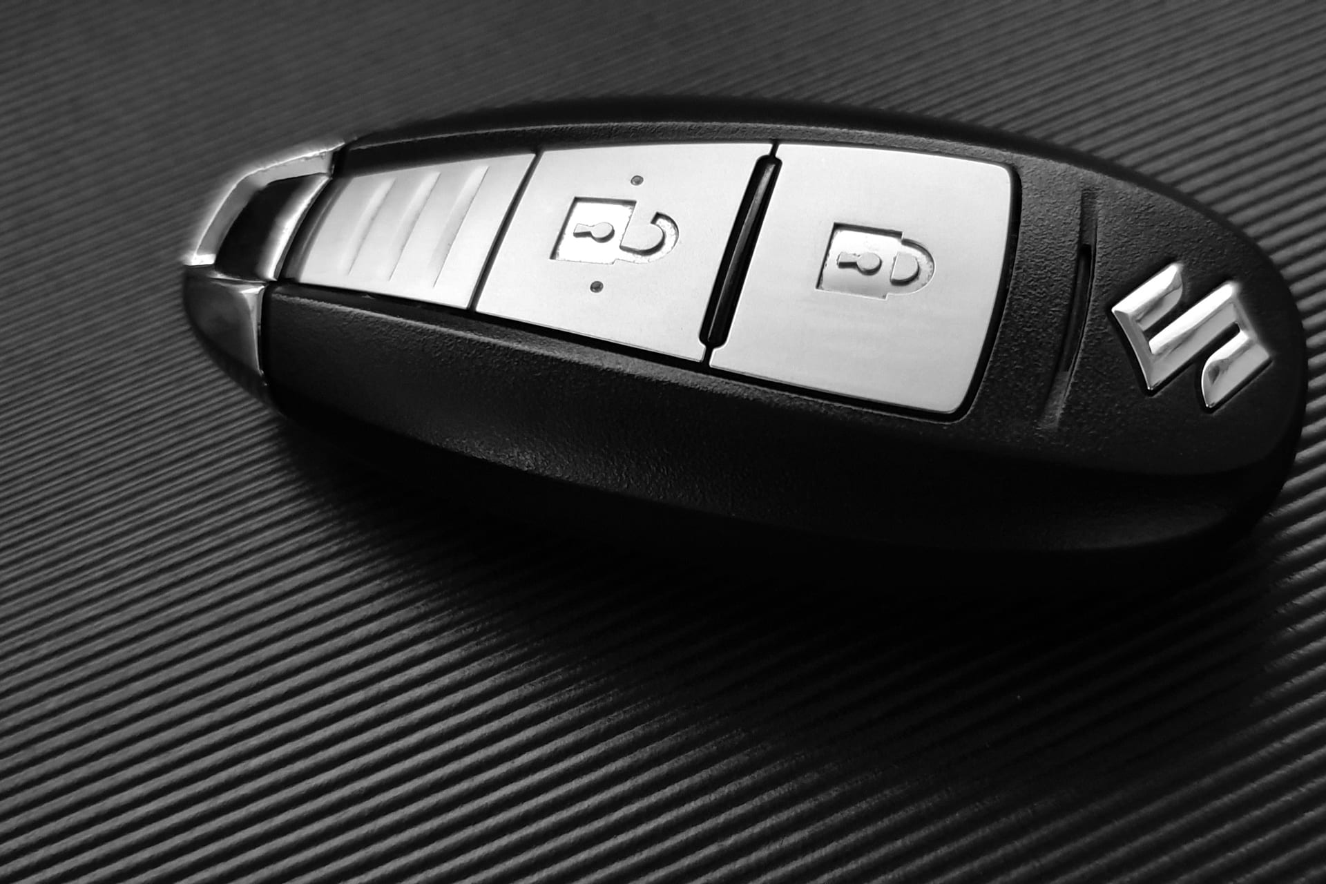 Mobile locksmith for car key FOB programming - The LockSmith Co.