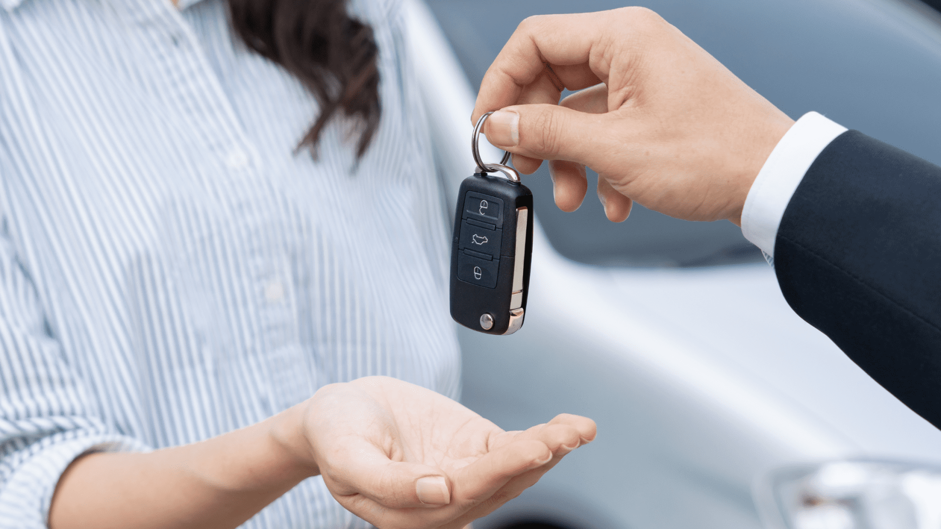 locked out get your car keys made in clarksville tn with lscs emergency service - The LockSmith Co.