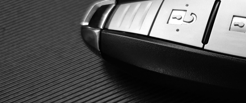 How a Traditional Locksmith Can Still Help with Your Smart Keys