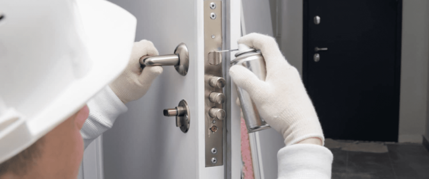 The Role of Emergency Locksmiths in Enhancing Security